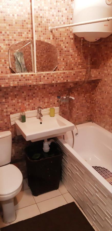 Standard Apartment On Umanskaya Киев Екстериор снимка